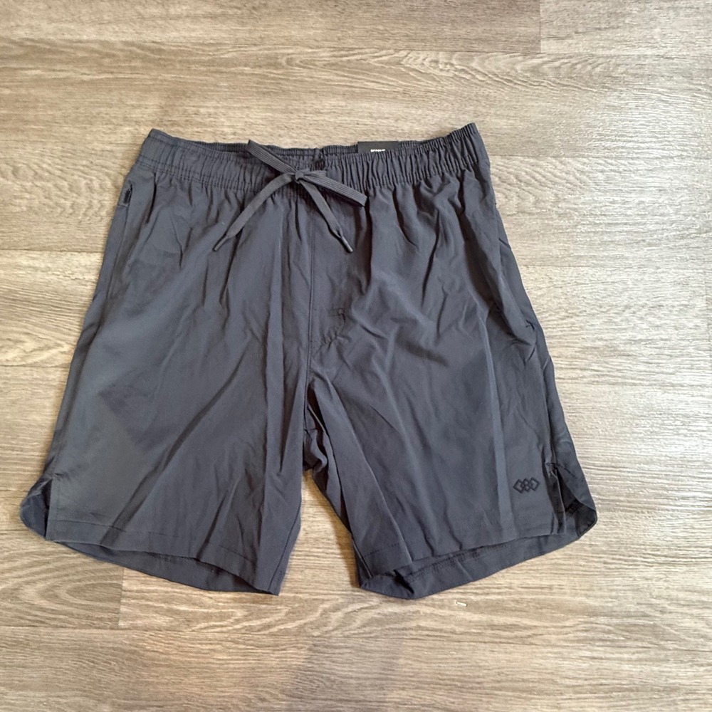 Leg3nd Mens Athletic Fit Training Shorts Dark Gray 7 Inch Inseam Small NWT